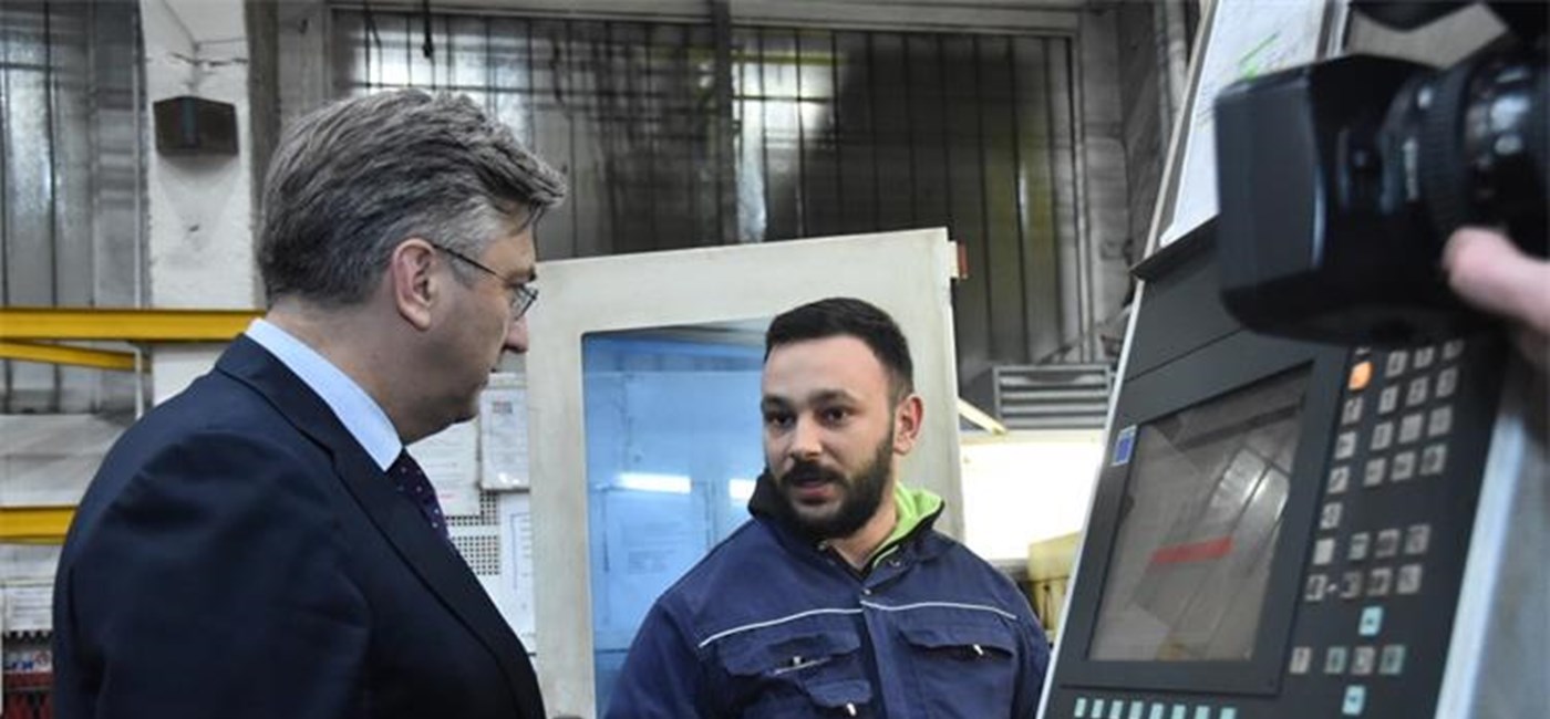 PM visits Djuro Djakovic company, €20 m loan agreement signed